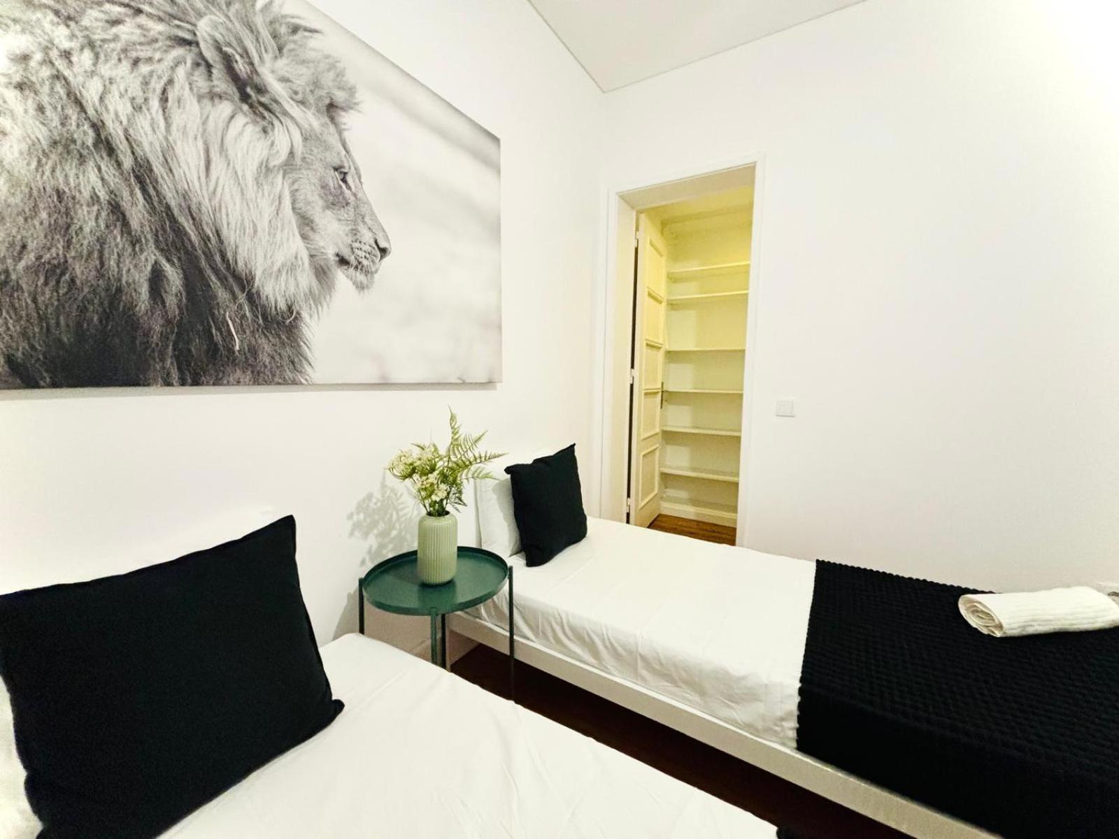 Luxury Rooms, Ideal Location For Tourists