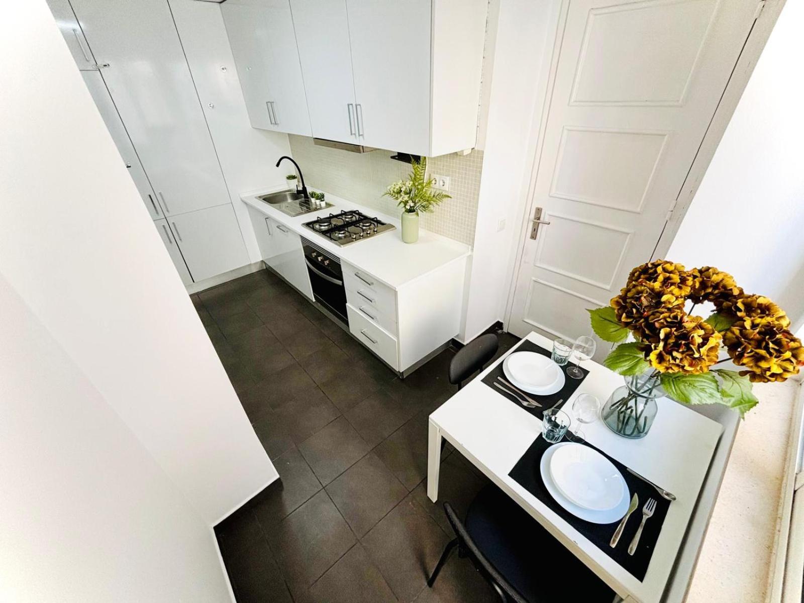 Luxury Rooms, Ideal Location For Tourists * Lisbon